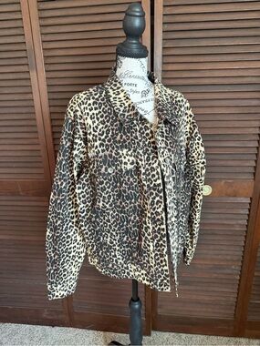 R.V.T Leopard Print Stretch Trucker Jacket Shacket 18/20W Plus